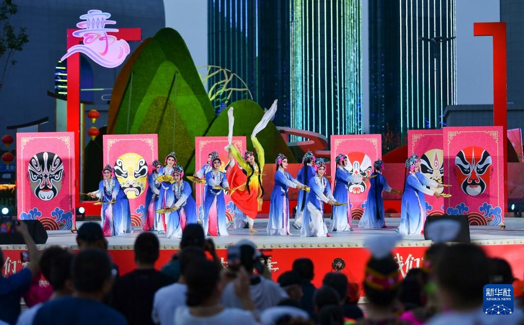 “舞”动乌鲁木齐