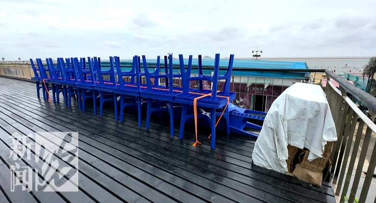 上海人今晚早点回家！台风正在加强！一区已做好停课、停工等准备！