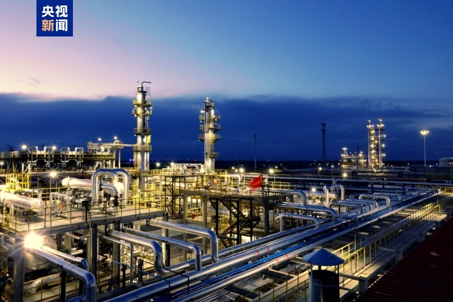 我国最大超深油气区日产破万吨 我国最大超深油气区日产破万吨