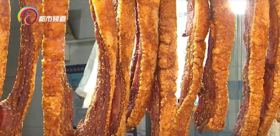 生菜卷烤肉正流行？医生紧急提醒：小心感染这种病……