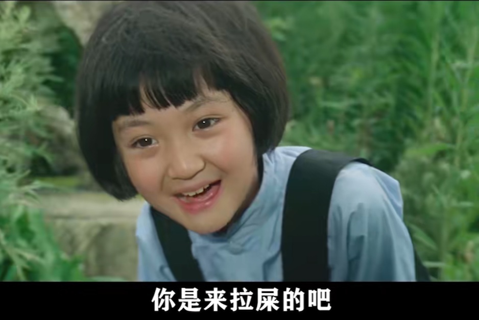 上海女演员罕见露面，复刻名场面！作品家喻户晓，网友：原来是她
