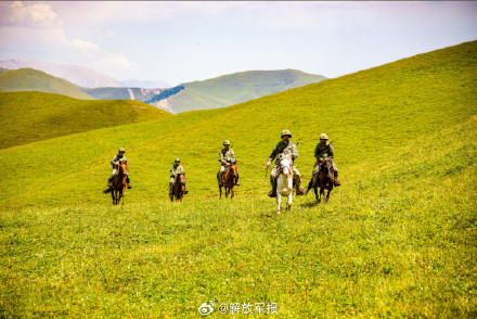 致敬坚守！看战士骑马巡边疆