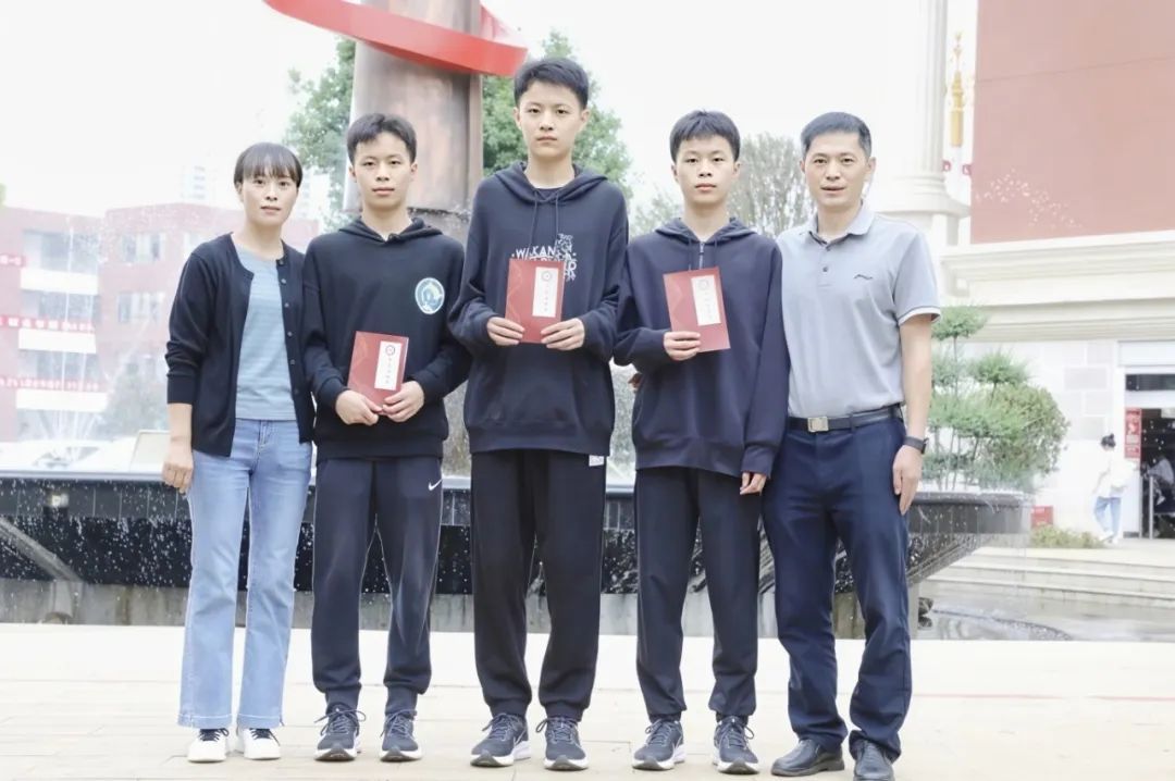 国防科大、北大、中国刑事警察学院！云南三胞胎兄弟齐上名校