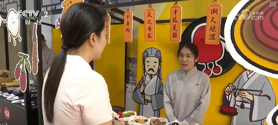 快乐、治愈、陪伴，“潮”出新高度！凭借“文化共鸣+创意表达”中国潮玩走红全球