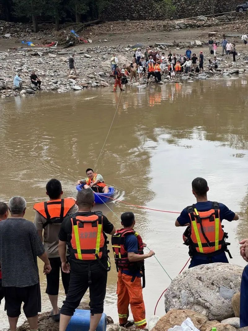 暴雨来袭，遇水架桥！怀柔琉璃庙镇消防救援纪实