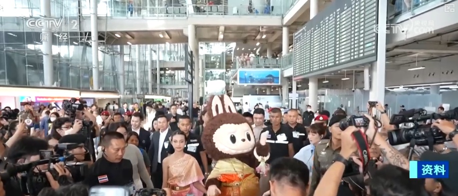 快乐、治愈、陪伴，“潮”出新高度！凭借“文化共鸣+创意表达”中国潮玩走红全球