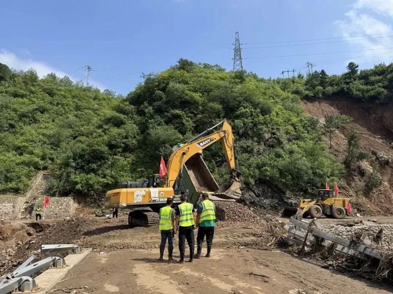 暴雨来袭，遇水架桥！怀柔琉璃庙镇消防救援纪实