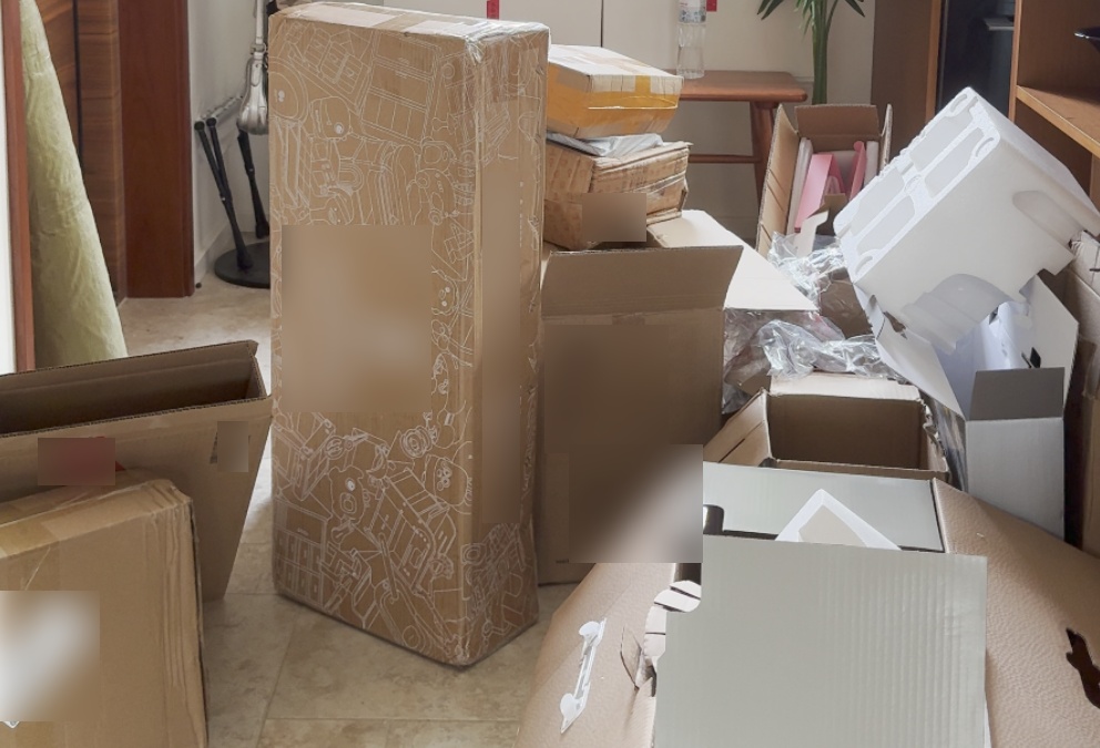 别再把快递箱囤在家里了！真的会“引甲醛入室”！