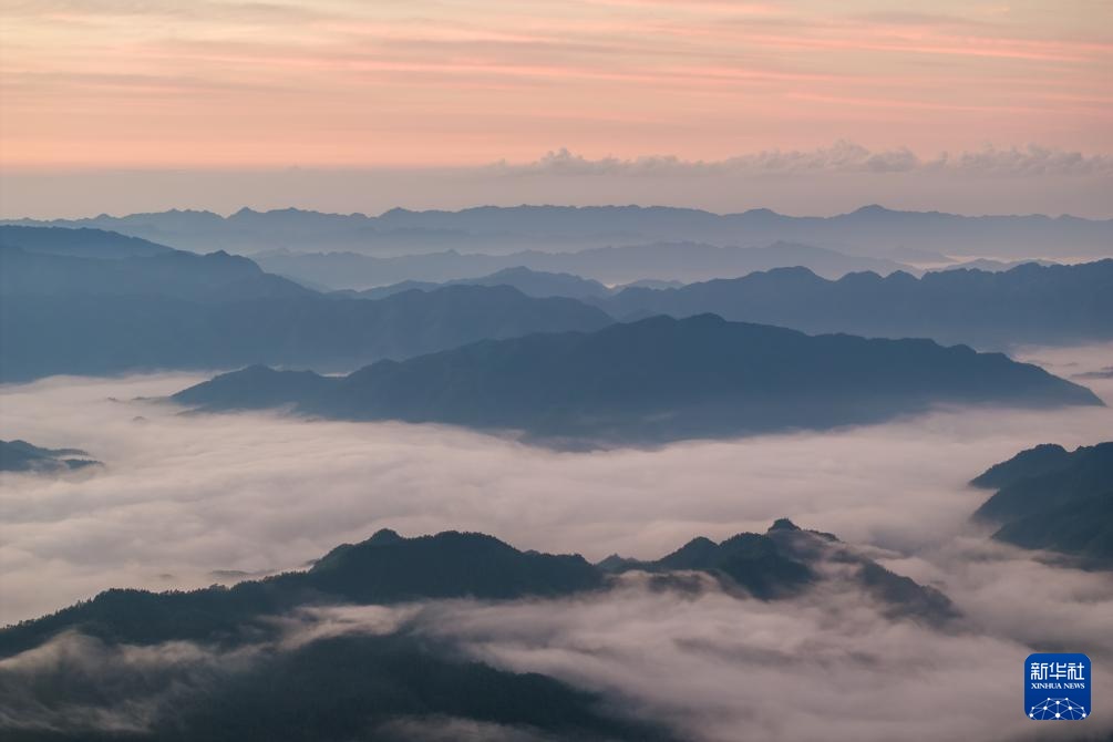 美丽中国丨湖南雪峰山日出云海美景