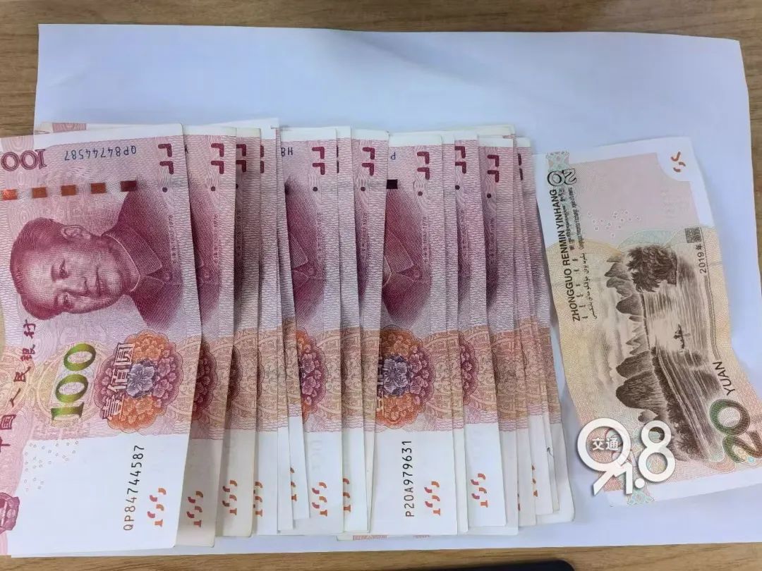 事发杭州！小偷行窃后一个细节，警察哭笑不得：“天才”