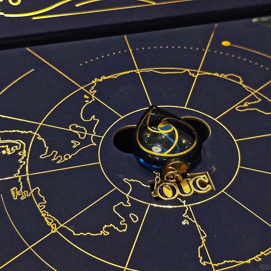 “全网最浪漫的通知书，赢麻了”，中国海洋大学回应送新生南极海水