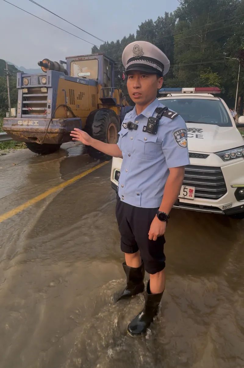 一个也不能少!北京118名居民安全转移 一个也不能少!北京118名居民安全转移