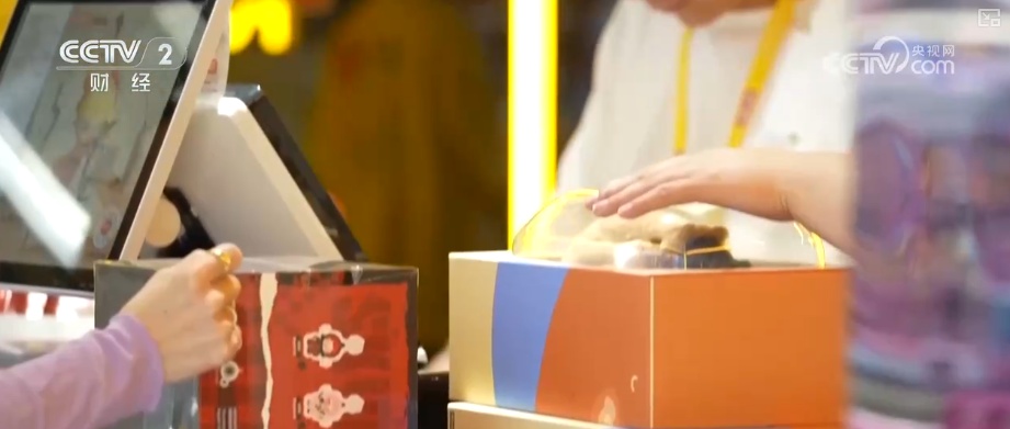 快乐、治愈、陪伴，“潮”出新高度！凭借“文化共鸣+创意表达”中国潮玩走红全球