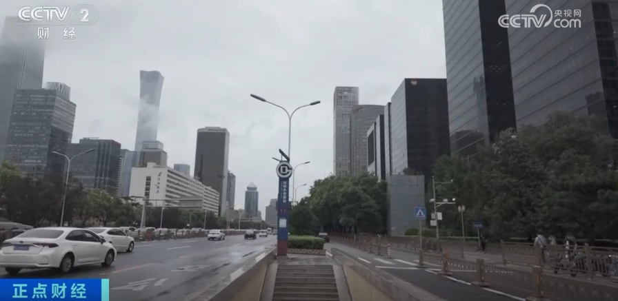 4天下了近1年的雨！北京这场雨为何如此极端？专家解读→