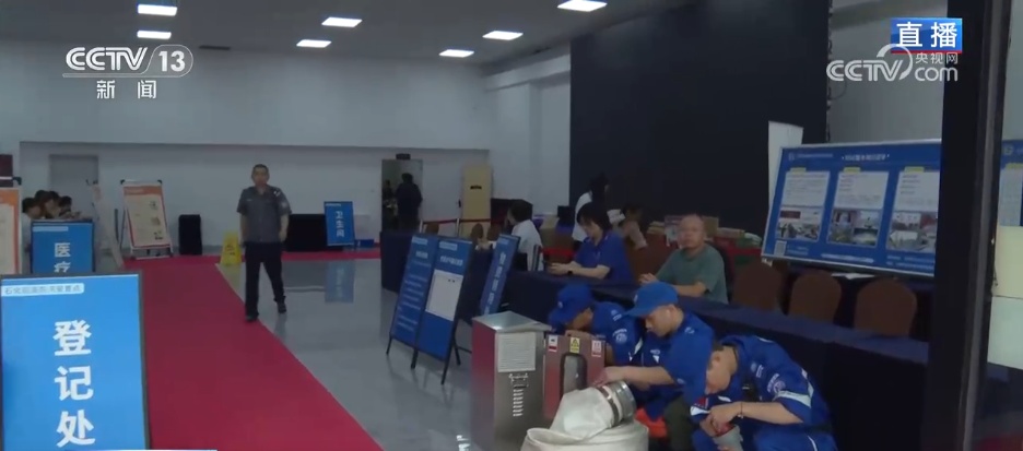 多部门积极应对台风“竹节草” 全力投入防台防汛工作