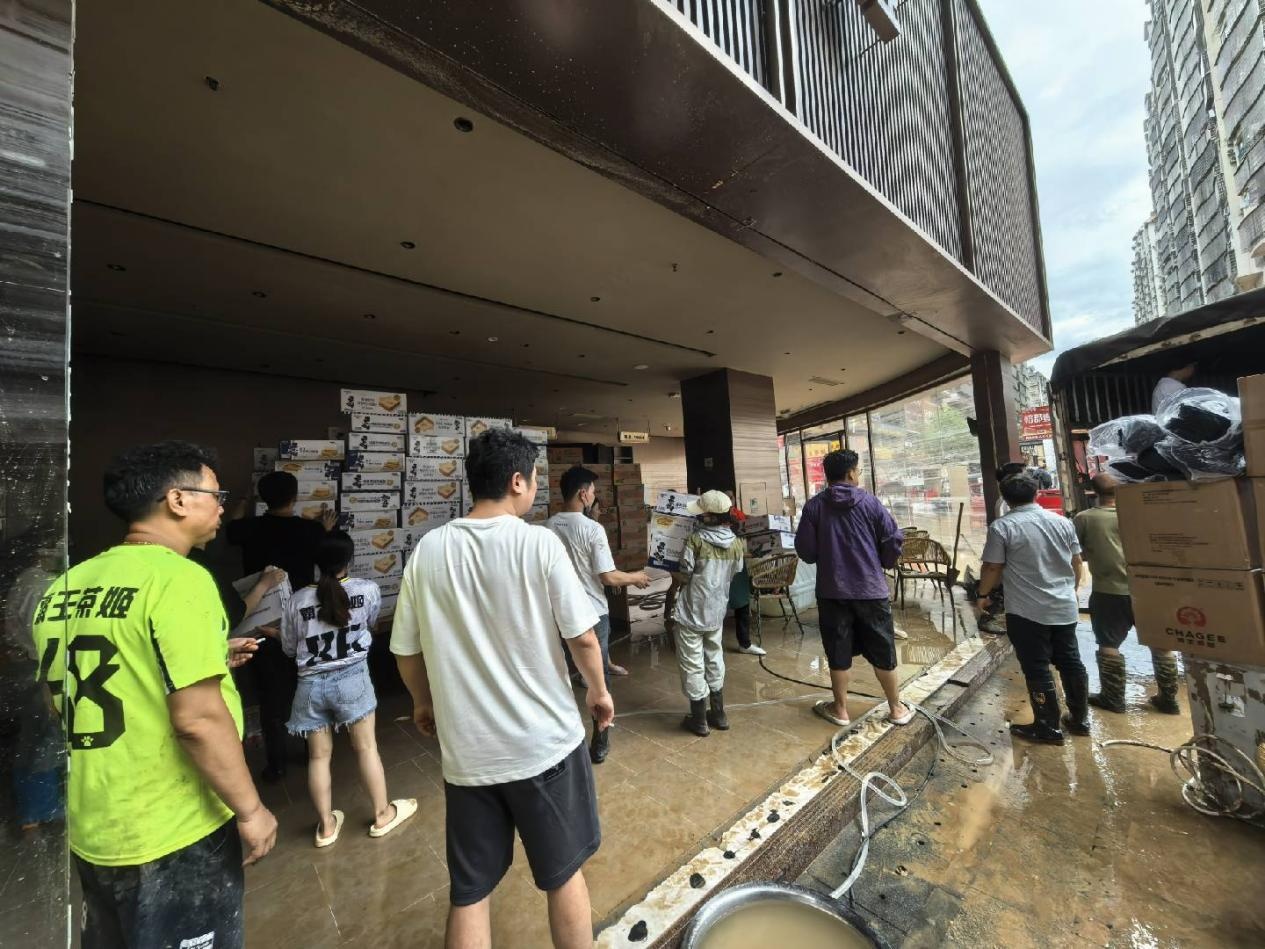 “村超”回归 &nbsp;贵州榕江县度过“感恩周末”