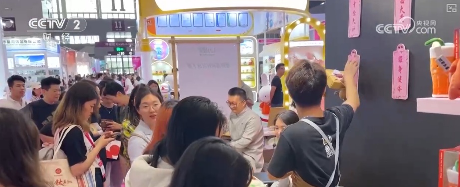 快乐、治愈、陪伴，“潮”出新高度！凭借“文化共鸣+创意表达”中国潮玩走红全球