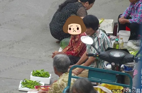 每天准时出摊的老人没出现，他急了！