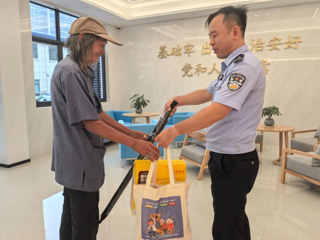 因为这件事，义乌一老人连续11年找到派出所......