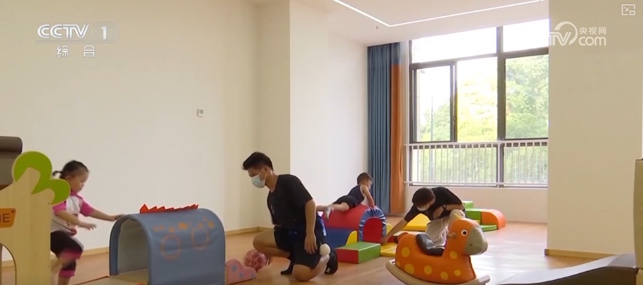 “看得见”“摸得着”，多维度读懂育儿补贴“减负增暖”！权威解读来了