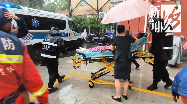 上海还有雨？高温即将重启！女子头部意外卡进排水沟，出行注意