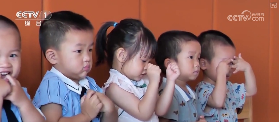 “看得见”“摸得着”，多维度读懂育儿补贴“减负增暖”！权威解读来了