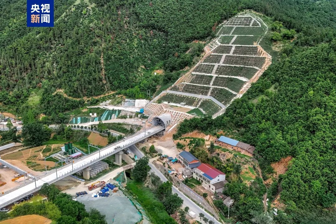 西十高铁重要进展→