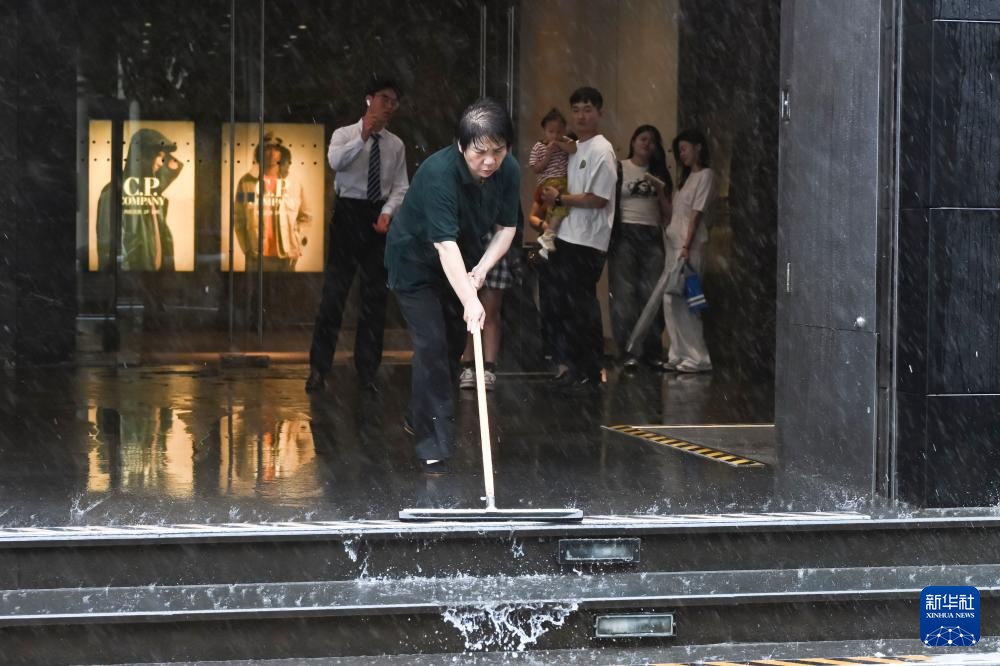 台风“竹节草”在上海登陆 台风“竹节草”在上海登陆