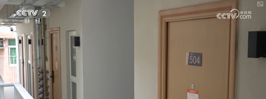 成交量创新高!利好“组合拳”惠及毕业生落脚“第一间房” 租赁市场持续火热 成交量创新高!利好“组合拳”惠及毕业生落脚“第一间房” 租赁市场持续火热