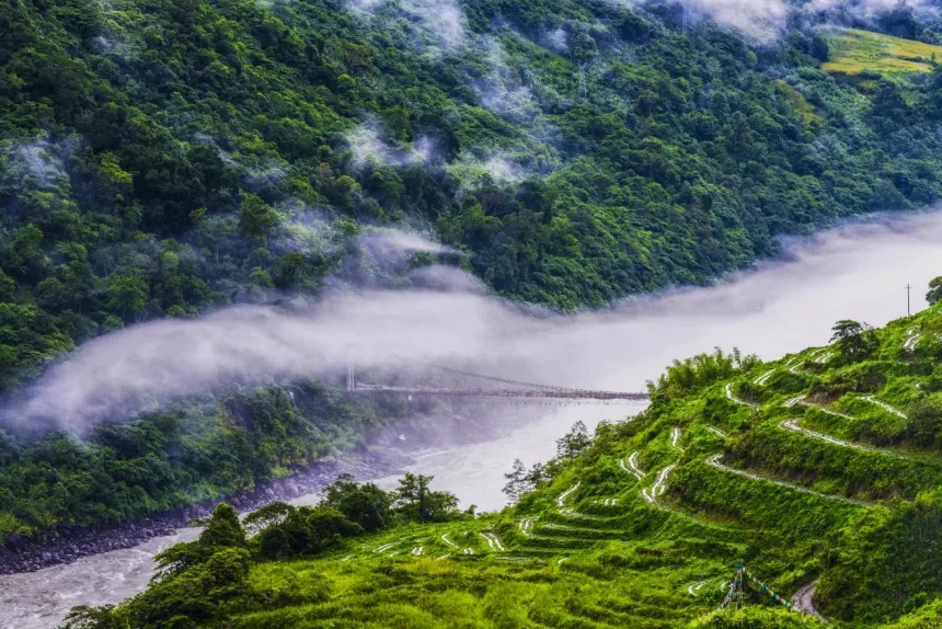 雅鲁藏布江,一座“气候博物馆”! 雅鲁藏布江,一座“气候博物馆”!