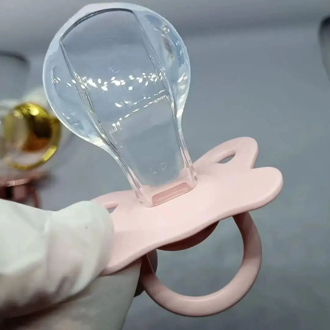 “成人安抚奶嘴走红”冲上热搜，专家提醒