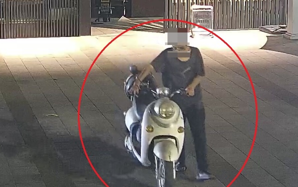 男子推着不同电瓶车频繁出入海宁一小区，警方一查…