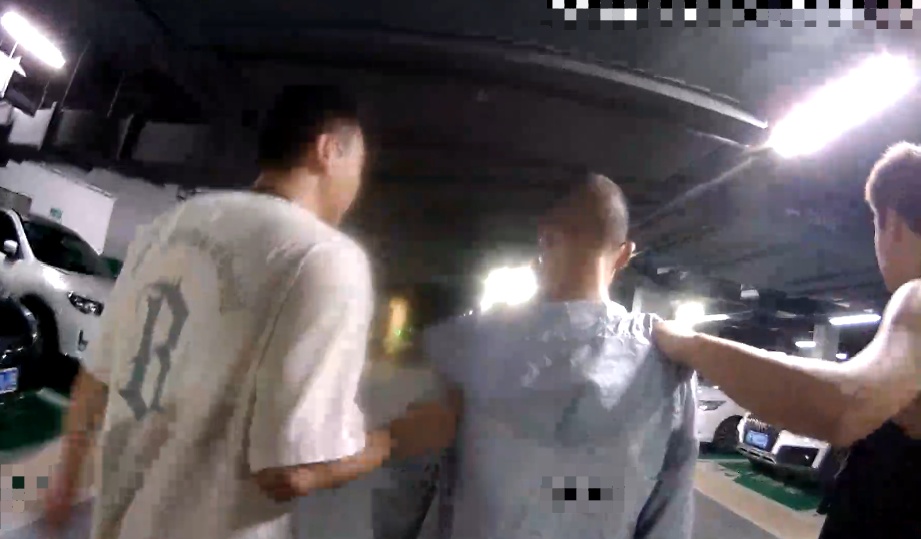 男子推着不同电瓶车频繁出入海宁一小区，警方一查…