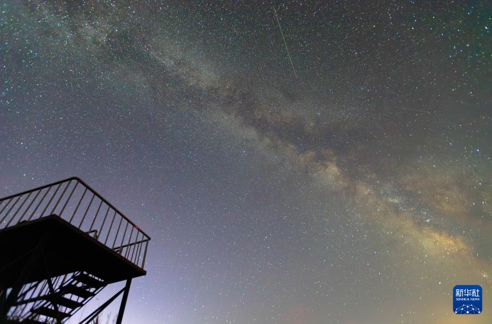 星空相册丨多场流星雨点亮夏日夜空 星空相册丨多场流星雨点亮夏日夜空