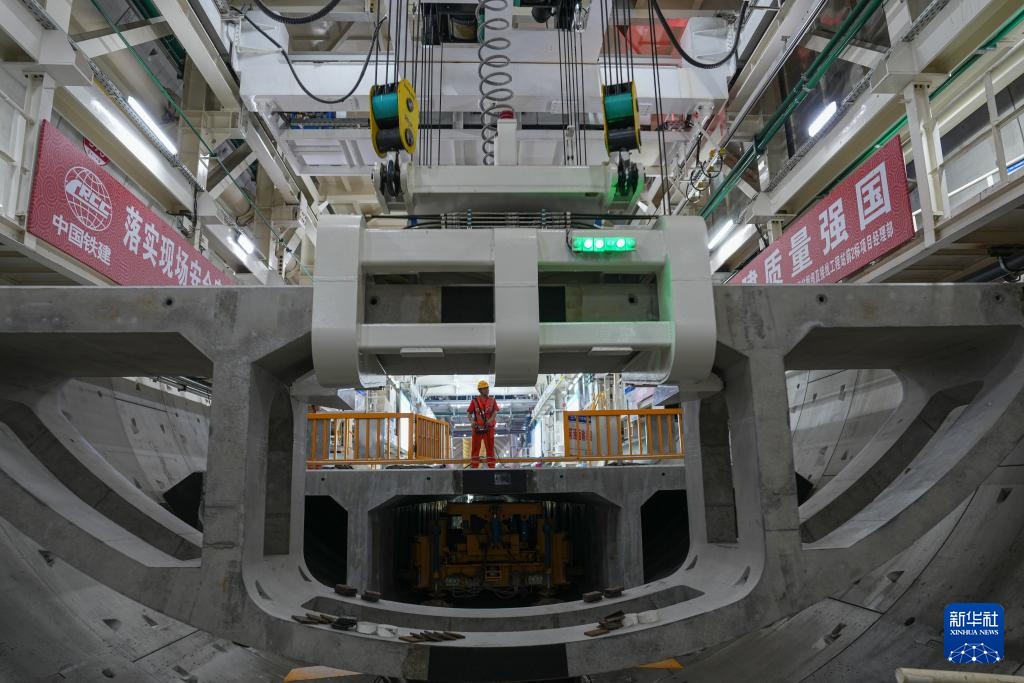 浙江：钱塘江隧道盾构掘进突破千环