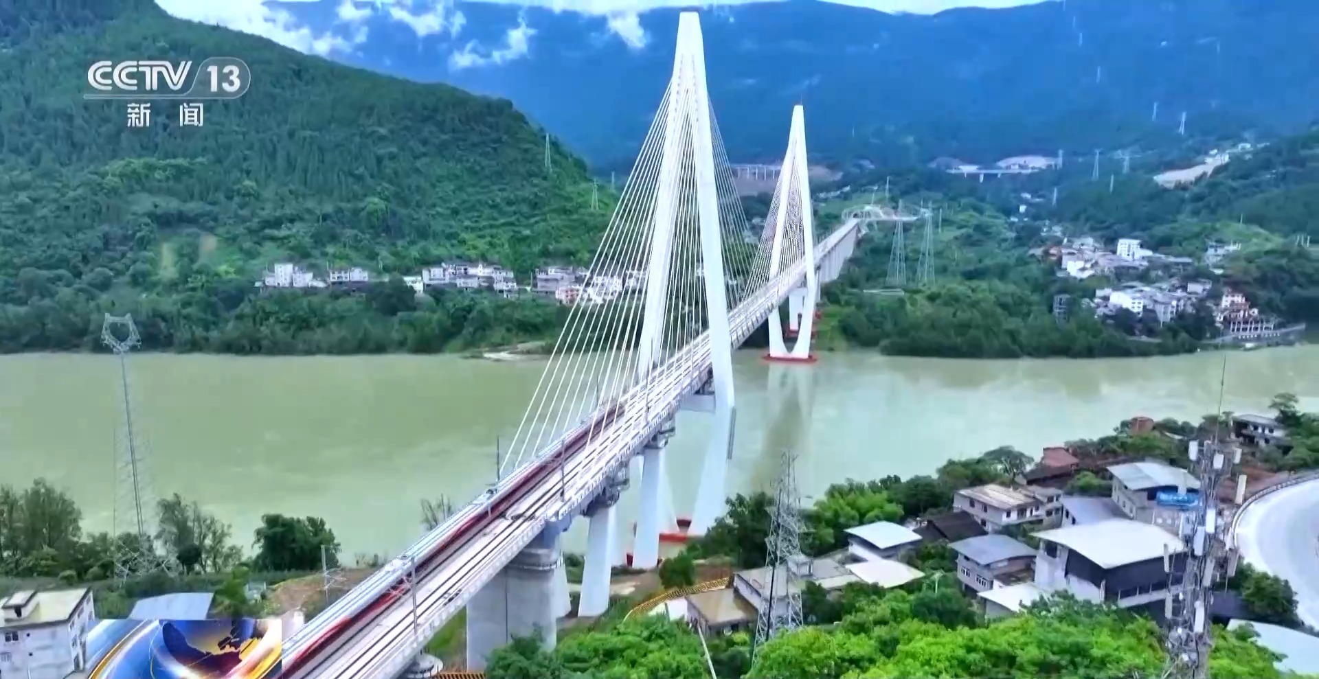 年中经济观察丨说走就走的底气何来？秘密就在这张越织越密的“网”中