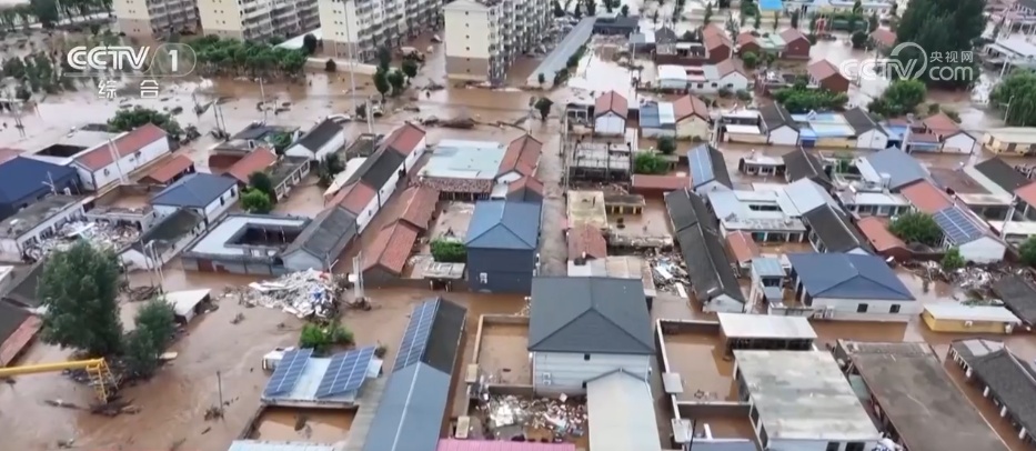 各地多部门全力应对汛情 各方力量有序开展灾后恢复工作