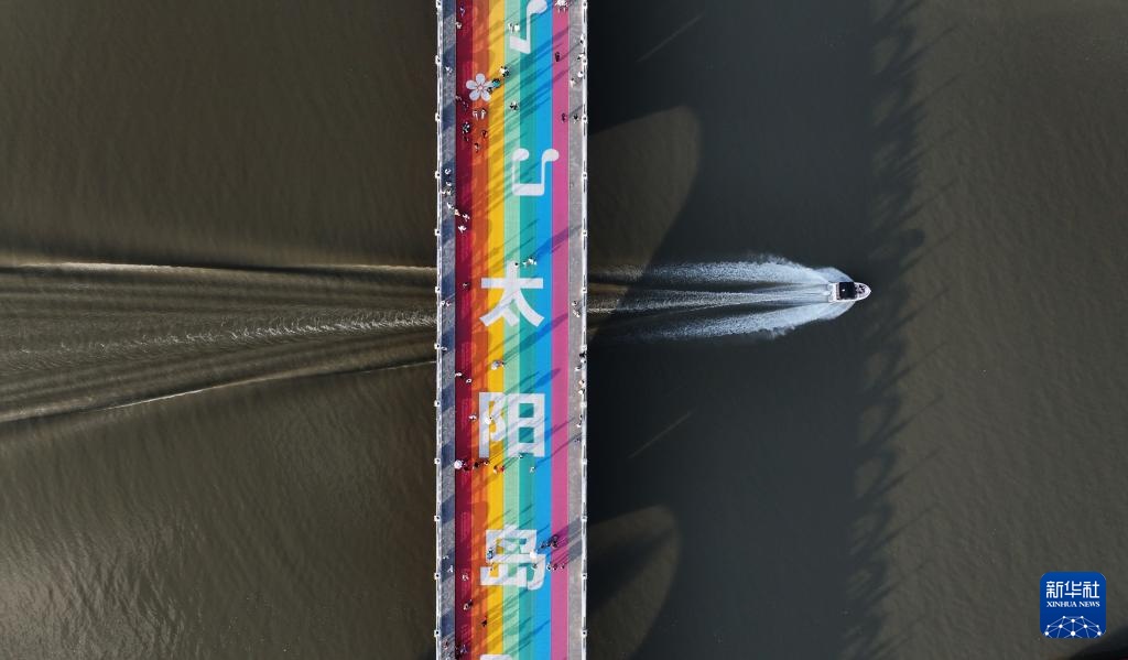 新华全媒＋丨“打卡”哈尔滨太阳岛：湿地漫游观城市生态画卷