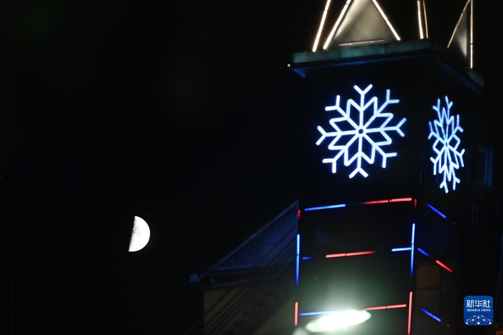 星空相册丨年度最小上弦月现身天宇