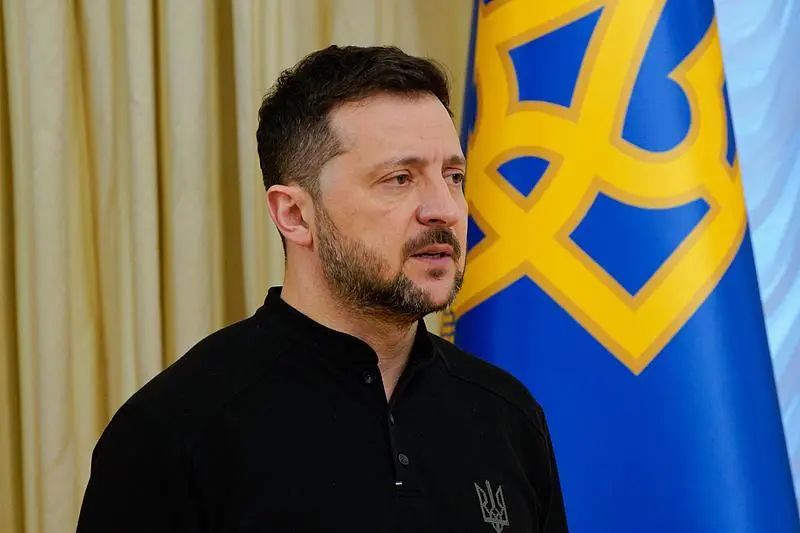 普京泽连斯基释放谈判积极信号，特朗普却下令将两艘核潜艇部署至俄附近区域