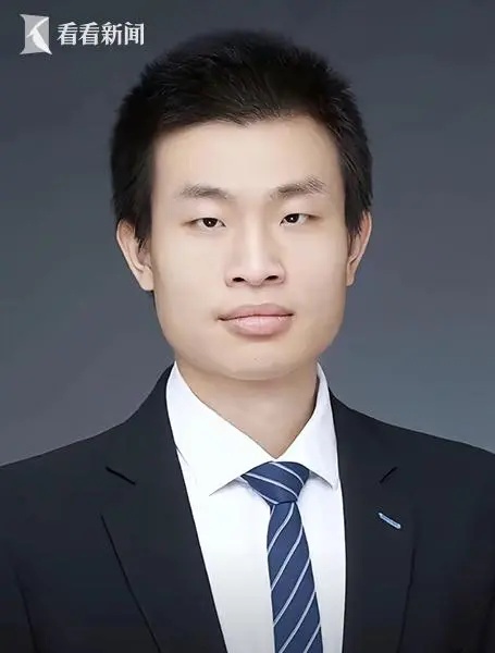 “韦神”晋升北大长聘副教授?校方回应→ “韦神”晋升北大长聘副教授?校方回应→