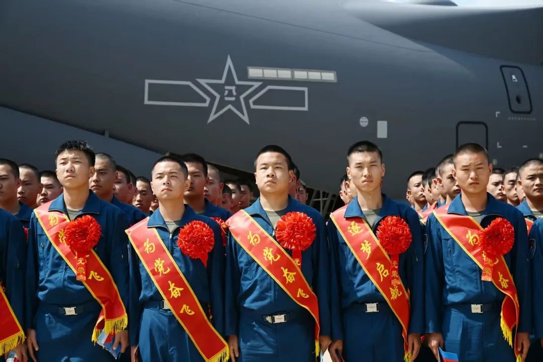 坐着“鲲鹏”，到长春上学！