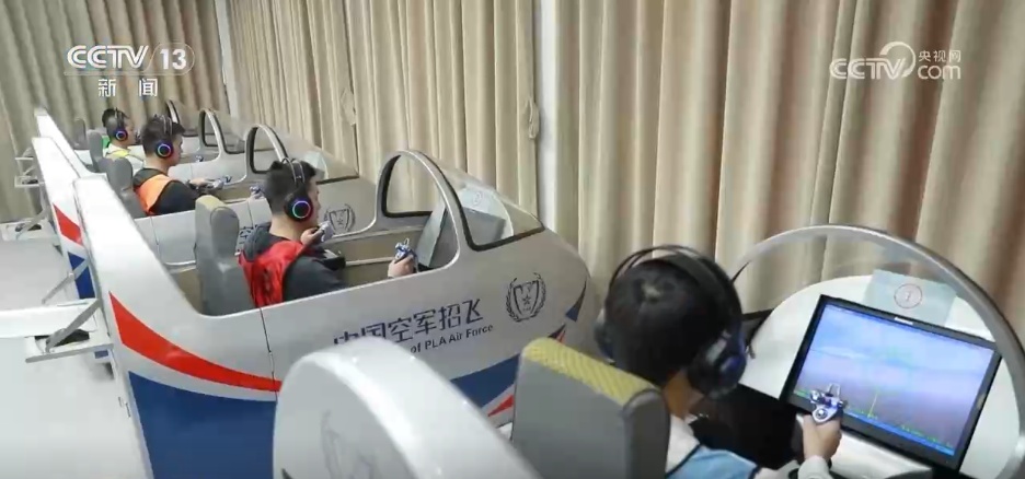 仪式感满满、自豪感满满！空军多架运-20运送新学员报道