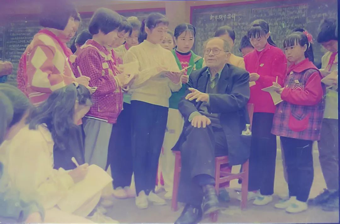 是他冒死守护“血证”相册，曾在三明大田定居17年