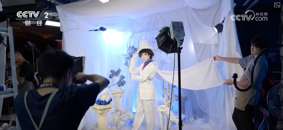 一票难求，火爆！动漫经济与传统产业跨界融合 “情绪消费场”撬动经济新支点