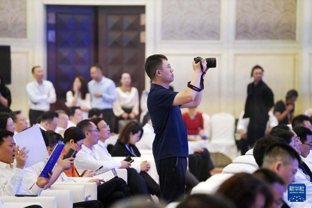 2025企业家太阳岛年会聚焦“以新促变”