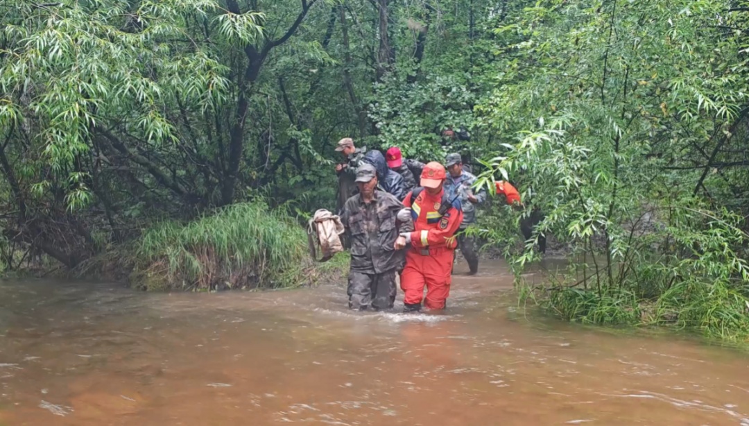 家人焦急报警！男子独闯原始密林采山货，失联超48小时……