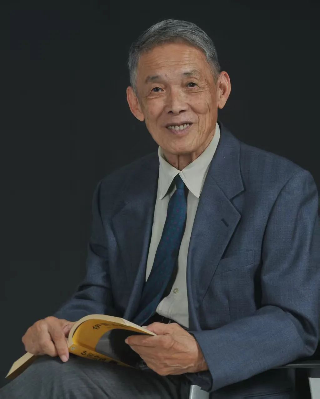 年过九旬骑自行车去办公室的院士走了