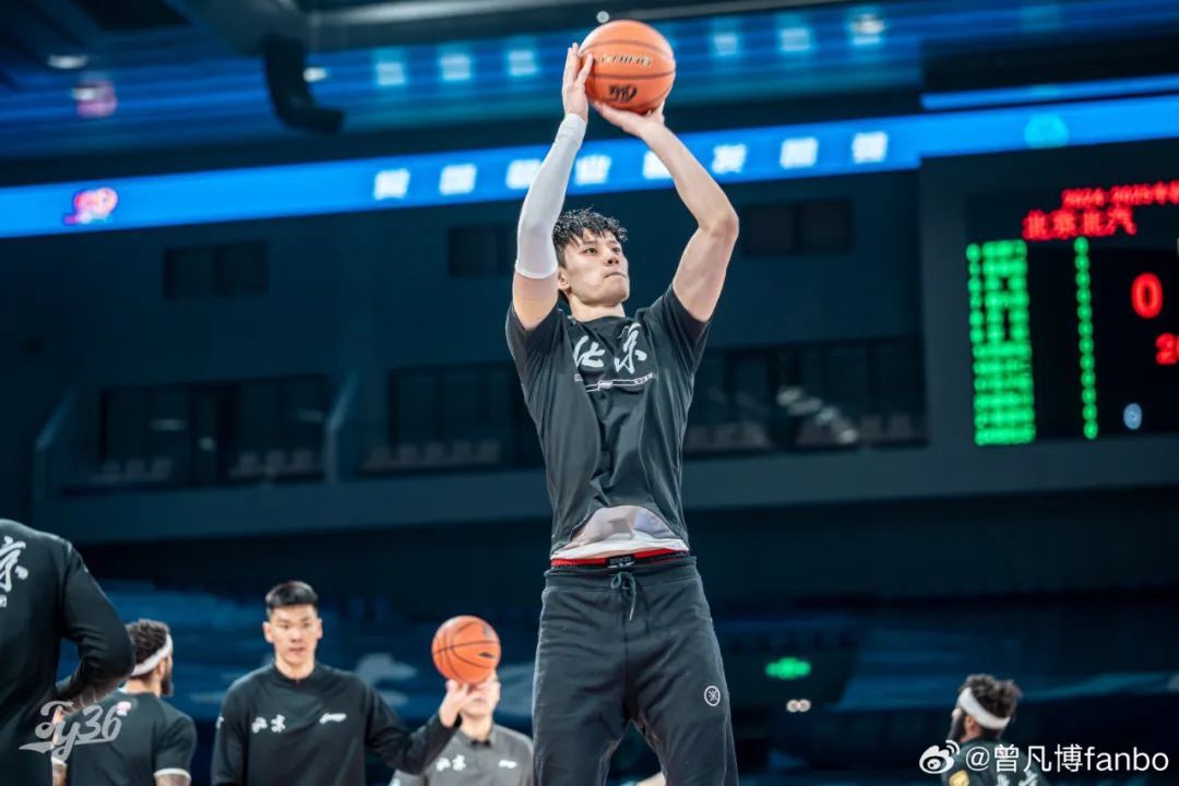 中国球员曾凡博将加盟NBA篮网队