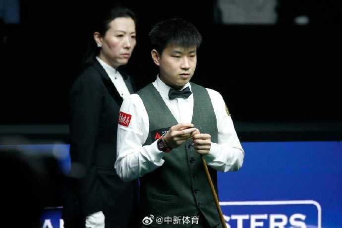 赵心童连丢6局被逆转，无缘斯诺克上海大师赛决赛